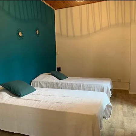Grand Jacuzzi Holiday home *